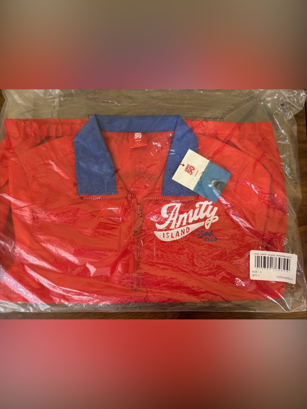 Cakeworthy JAWS 50th Anniversary Amity Island Surf Club Lifeguard Windbreaker S